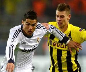 Cristiano Ronaldo's Real Madrid eye a comeback after losing 4-1 away to Borussia Dortmund. Watch Madrid vs Dortmund live on Tuesday, April 30, 2013.